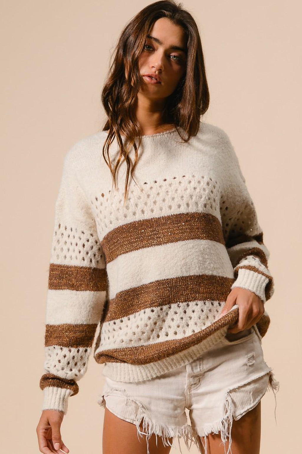 Gestreifter Strickpullover in Creme und Braun