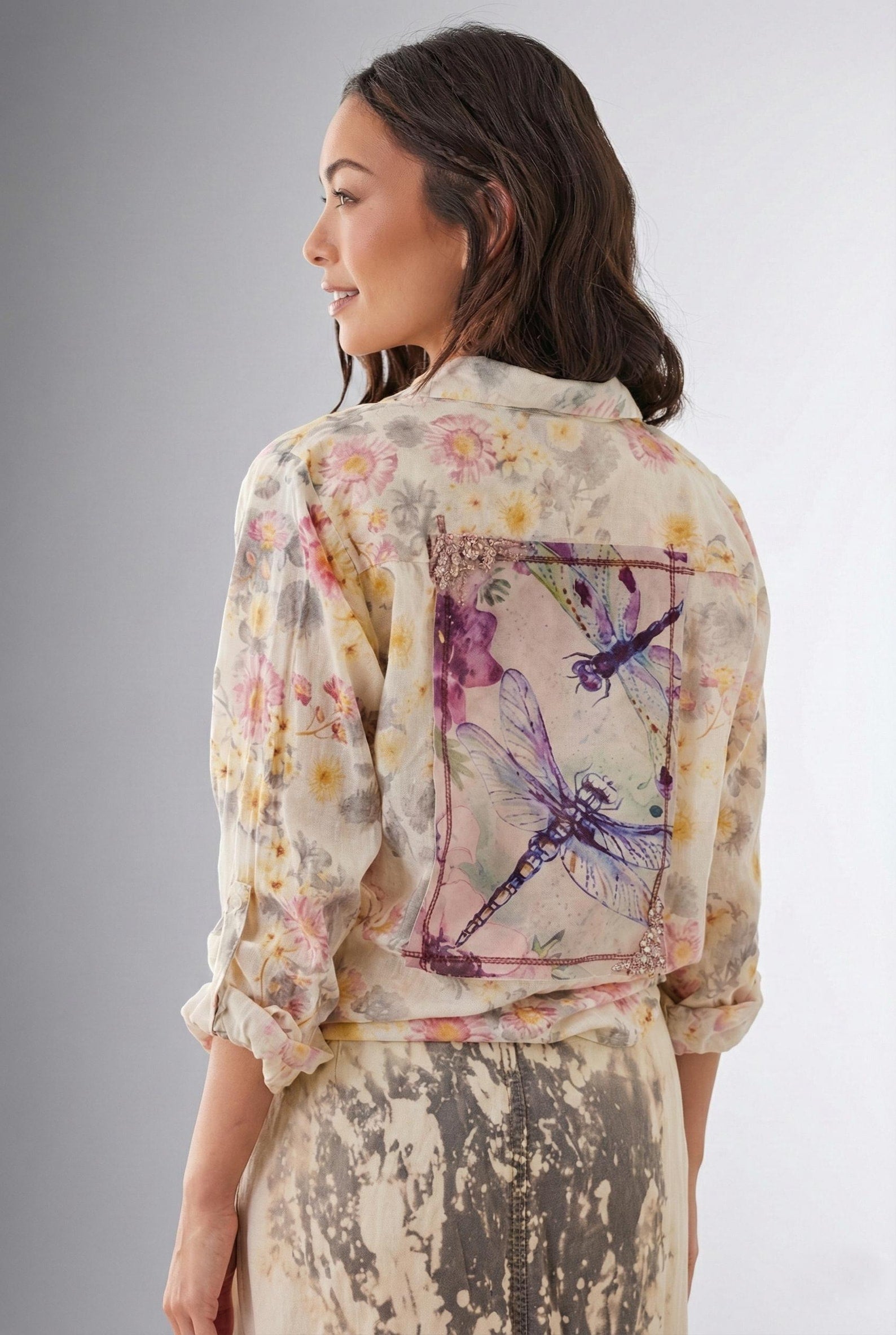 Patchwork-Bluse mit Libellenmotiv