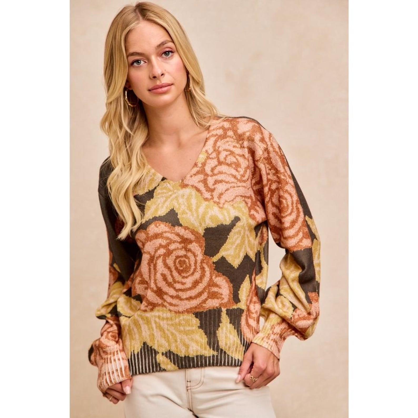 Olivgrüner Strickpullover mit Blütenprint – Ansicht 5