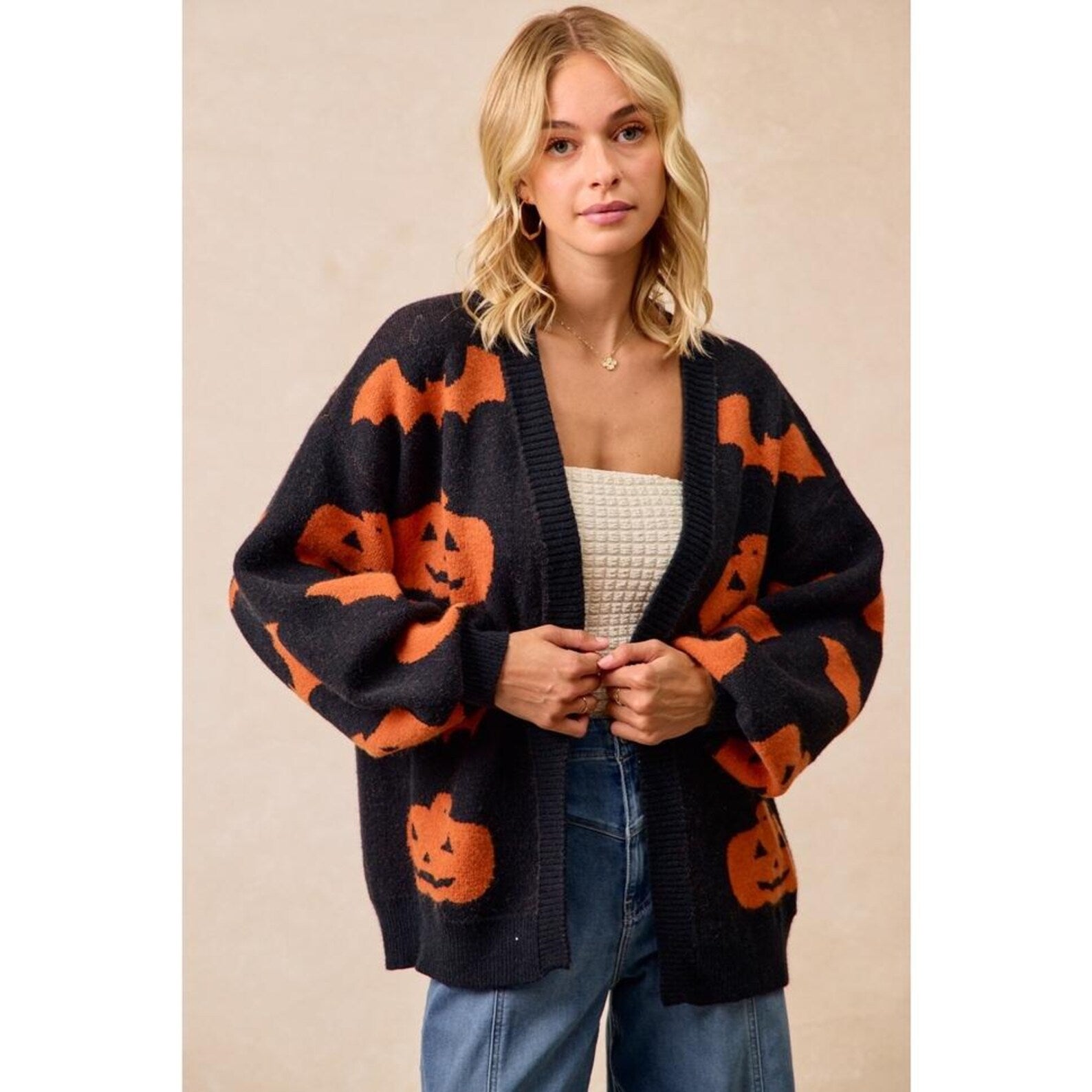 Halloween-Cardigan mit Kürbis- und Fledermausmotiv – Ansicht 5
